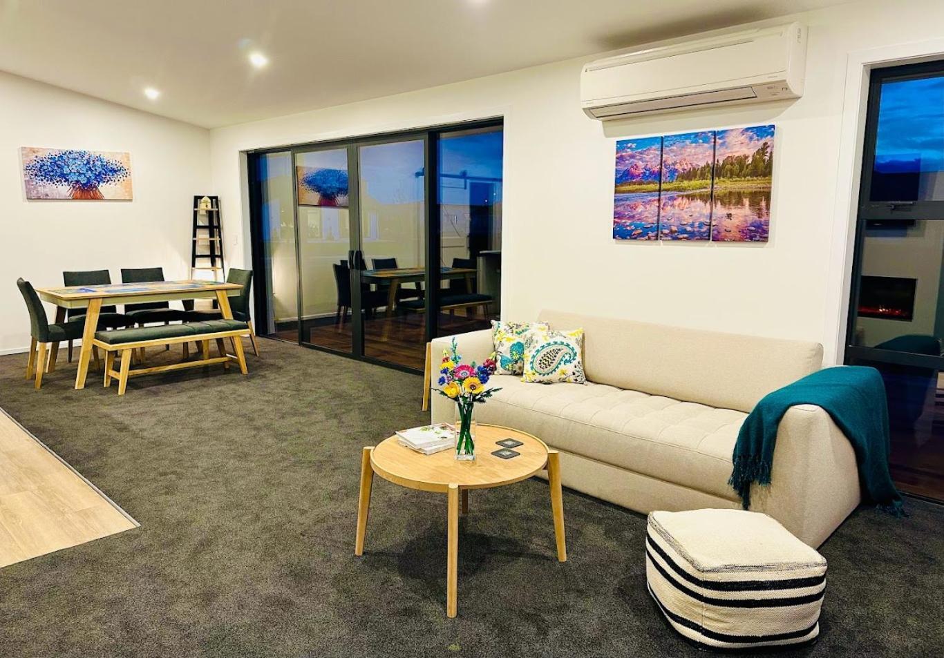 Holiday Home In Beautiful Te Anau Εξωτερικό φωτογραφία