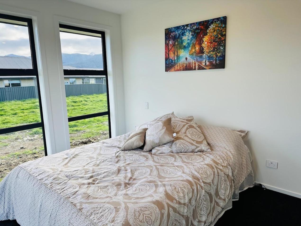 Holiday Home In Beautiful Te Anau Εξωτερικό φωτογραφία