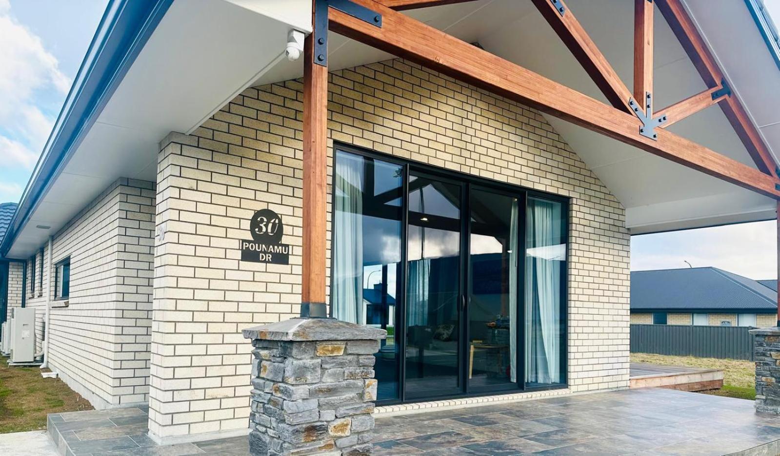 Holiday Home In Beautiful Te Anau Εξωτερικό φωτογραφία